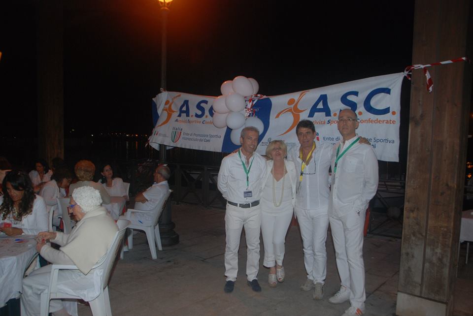 BURRACO IN BIANCO A TARANTO